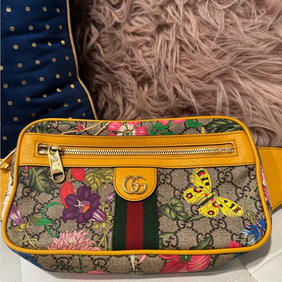 ❤️Gucci Multicolor Floral Waist Bag - Picture 1 of 10